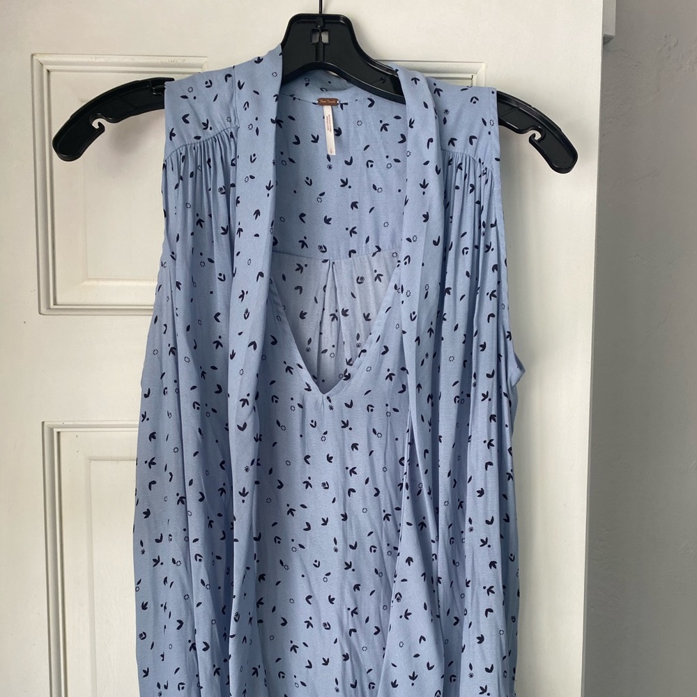 Free people tie top!